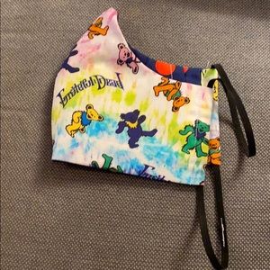 Tie dye Grateful Dead mask w/ pocket for a filter